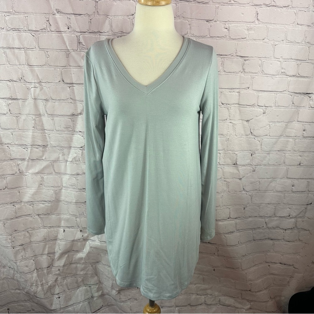 zenana premium boutique silver grey vneck tunic top layering minimalist casual